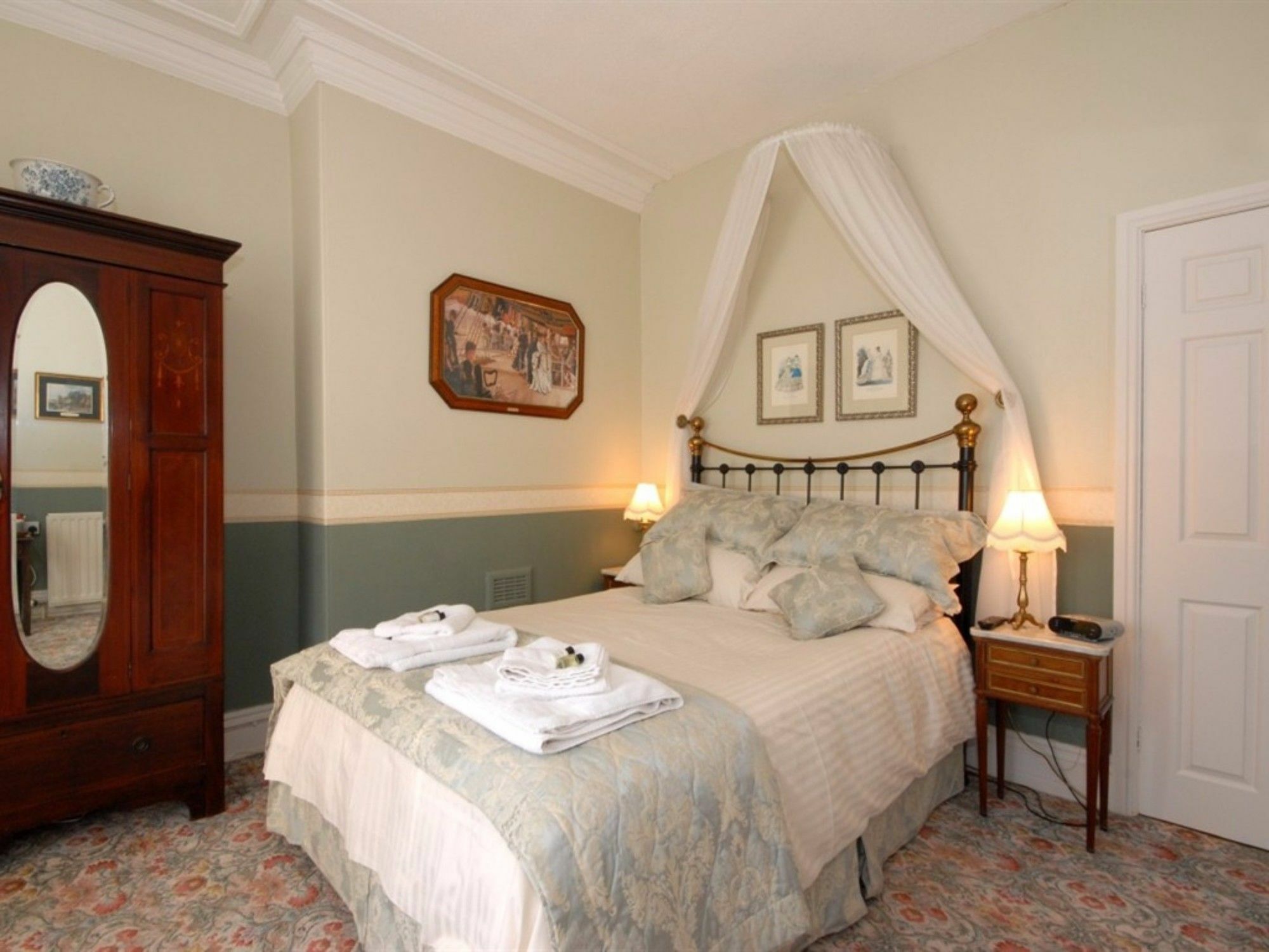 Feversham Lodge Guest House Йорк Екстериор снимка